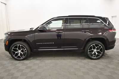 2022 Jeep Grand Cherokee, $35999. Photo 4