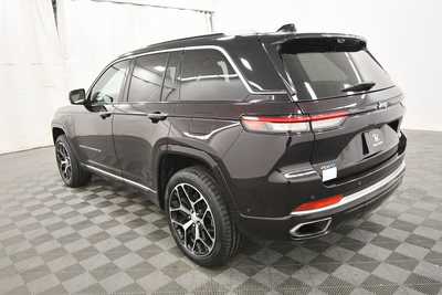2022 Jeep Grand Cherokee, $35999. Photo 5