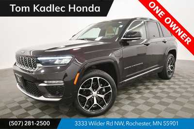 2022 Jeep Grand Cherokee, $35999. Photo 1
