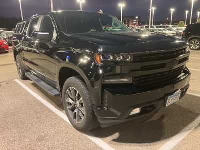 2019 Chevrolet 1500 Crew Cab, $32499. Photo 2
