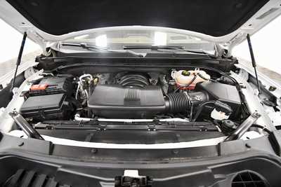 2023 Chevrolet Suburban, $57499. Photo 12