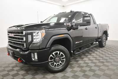 2021 GMC 2500 Crew Cab, $55999. Photo 2