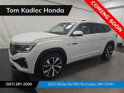 2025 Volkswagen Atlas, $44699. Photo 1