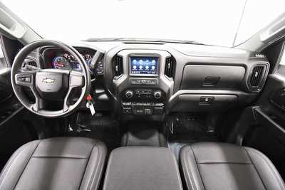 2023 Chevrolet 2500 Ext Cab, $46999. Photo 3