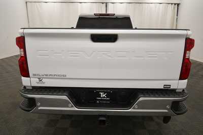 2023 Chevrolet 2500 Ext Cab, $46999. Photo 6