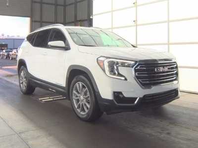 2024 GMC Terrain, $25999. Photo 2