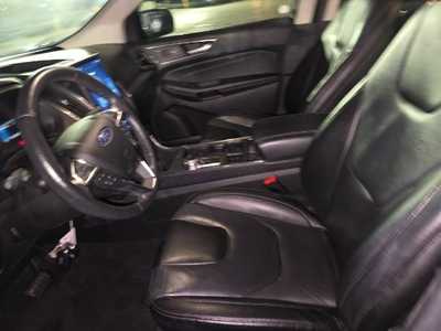 2022 Ford Edge, $29999. Photo 3