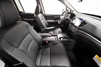2023 Honda Ridgeline, $33499. Photo 12