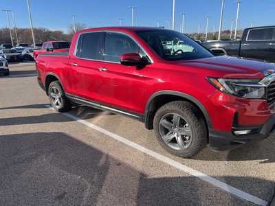 2021 Honda Ridgeline, $30999. Photo 2
