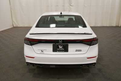 2023 Honda Accord, $27499. Photo 6