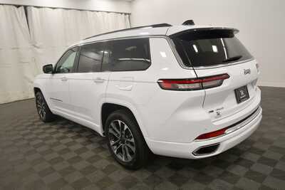 2023 Jeep Grand Cherokee L, $34384. Photo 5