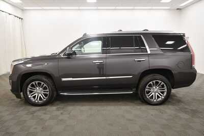 2018 Cadillac Escalade, $26499. Photo 4