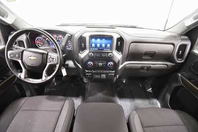2023 Chevrolet 2500 Crew Cab, $48999. Photo 3