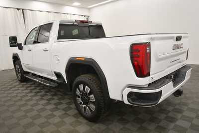 2024 GMC Sierra 2500HD, $70781. Photo 5