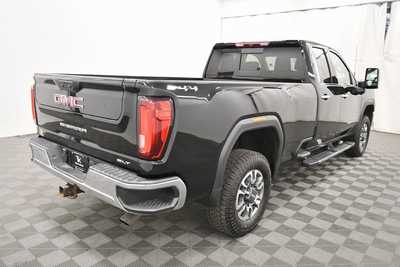 2022 GMC Sierra 2500HD, $43999. Photo 7
