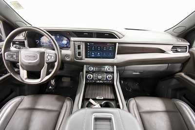 2022 GMC Yukon, $53999. Photo 3