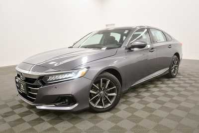 2021 Honda Accord, $20999. Photo 2