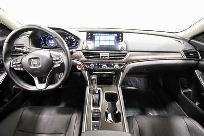 2021 Honda Accord, $20999. Photo 3