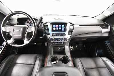 2018 GMC Yukon XL, $21499. Photo 3