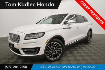 2019 Lincoln Nautilus, $15499. Photo 1