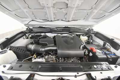 2019 Toyota Tacoma, $31999. Photo 12