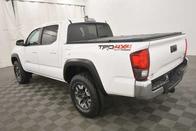 2019 Toyota Tacoma, $32999. Photo 5