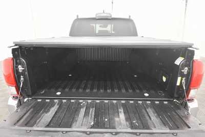 2019 Toyota Tacoma, $32999. Photo 7