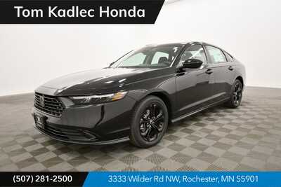 2025 Honda Accord, $31755. Photo 1