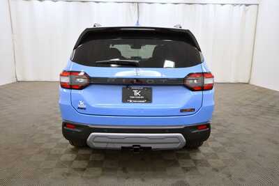 2025 Honda Pilot, $43999. Photo 6