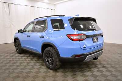 2025 Honda Pilot, $48699. Photo 5