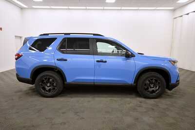 2025 Honda Pilot, $48699. Photo 8