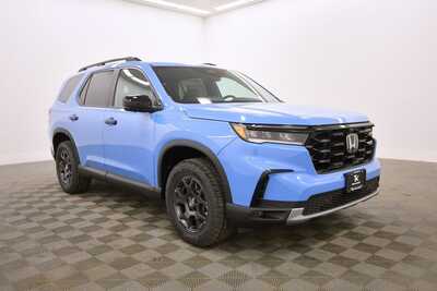 2025 Honda Pilot, $48699. Photo 9