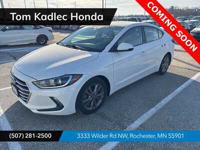 2017 Hyundai Elantra, $12499. Photo 1