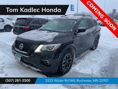 2019 Nissan Pathfinder, $15999. Photo 1