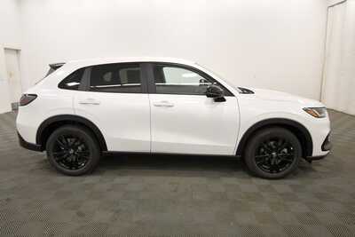 2026 Honda HR-V, $29998. Photo 8