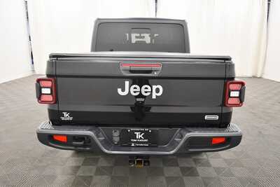 2020 Jeep Gladiator, $26999. Photo 6