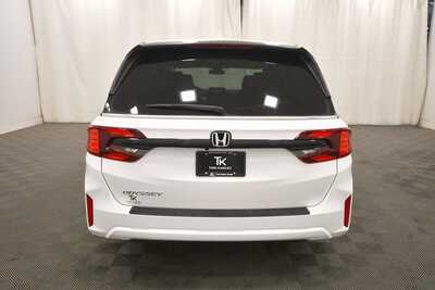 2026 Honda Odyssey, $44745. Photo 6