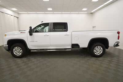 2024 Chevrolet 3500 Crew Cab, $52999. Photo 4