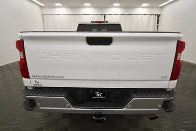 2024 Chevrolet 3500 Crew Cab, $52999. Photo 6