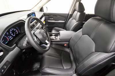 2025 Honda Pilot, $47550. Photo 11