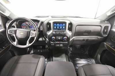 2023 Chevrolet 2500 Crew Cab, $43499. Photo 3