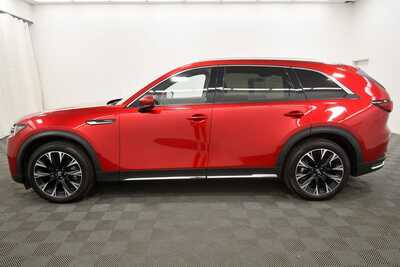 2024 Mazda CX-90, $34999. Photo 4