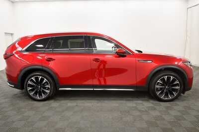 2024 Mazda CX-90, $34999. Photo 8
