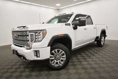 2022 GMC 2500 Crew Cab, $61249. Photo 2