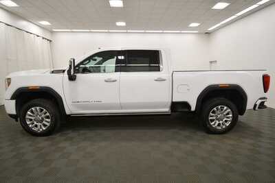 2022 GMC 2500 Crew Cab, $61249. Photo 4