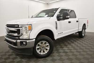 2022 Ford F250 Crew Cab, $45185. Photo 2