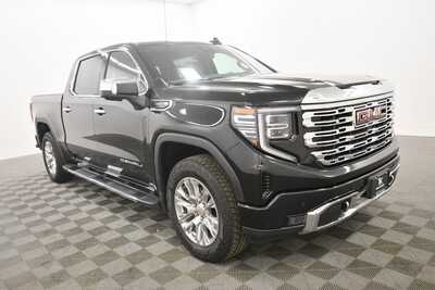 2023 GMC 1500 Crew Cab, $44328. Photo 10