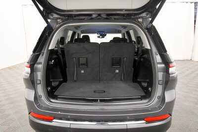 2023 Jeep Grand Cherokee L, $29499. Photo 7