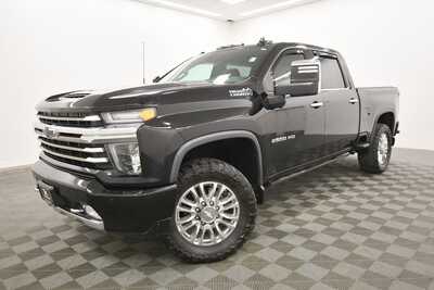2020 Chevrolet 2500 Crew Cab, $49999. Photo 2