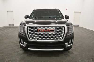 2021 GMC Yukon XL, $46499. Photo 11